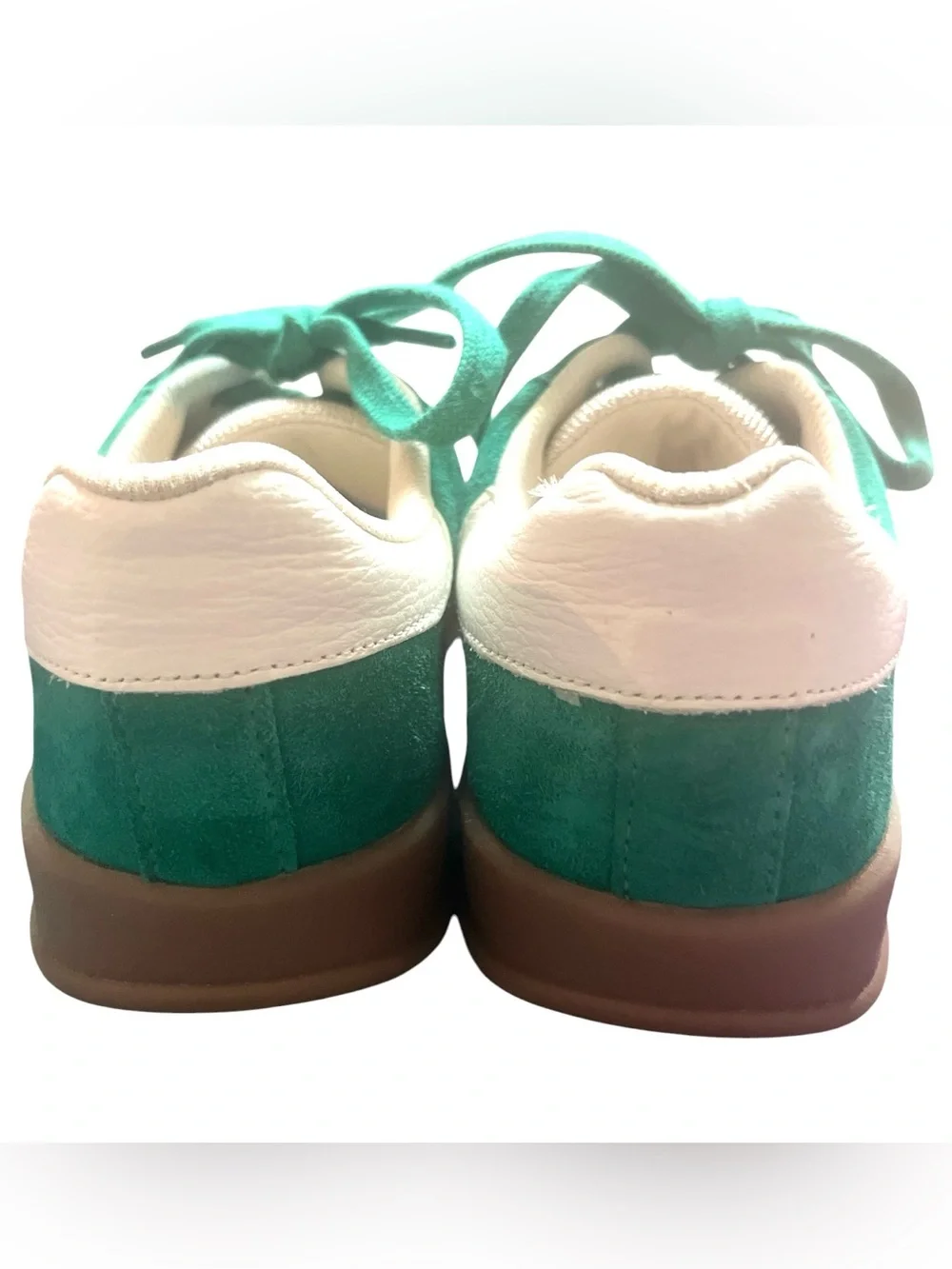 Cupcakes and Cashmere Green Suede Sneakers Lace Up Shoes Women's Size 7
